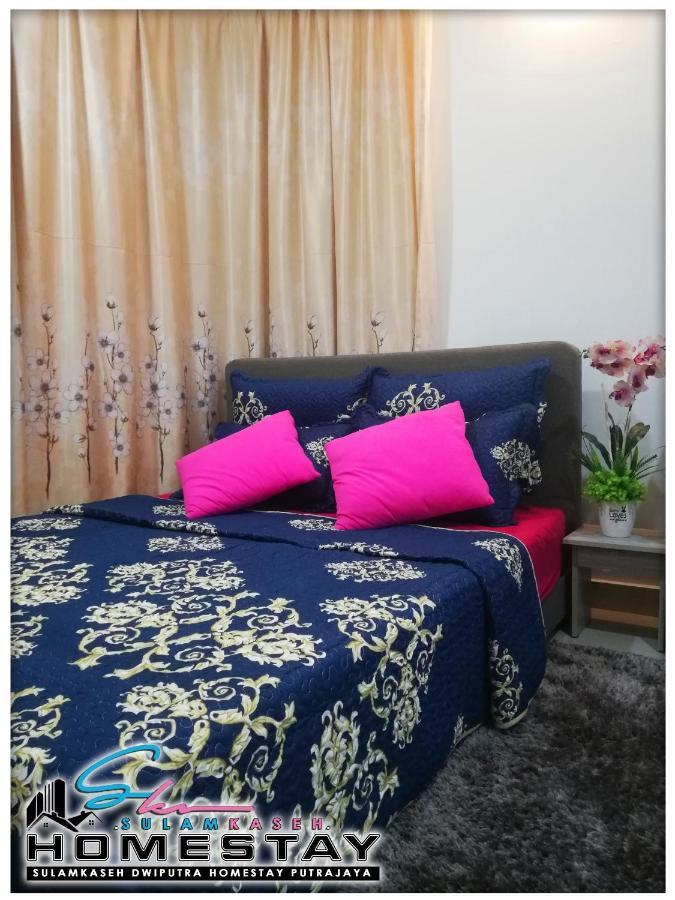 1250 M² Dengan 3 Bilik Tidur Dan 3 Bilik Mandi Peribadi Di *